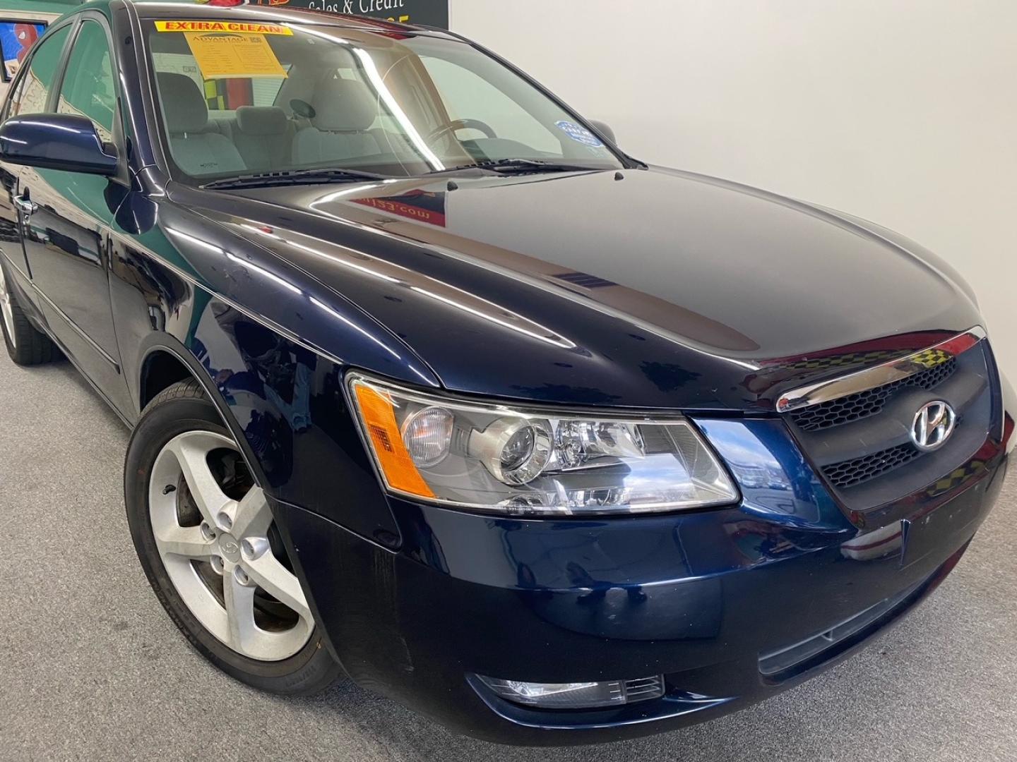 2007 BLUE /white Hyundai Sonata (5NPEU46F37H) , located at 533 S West End Blvd., Quakertown, PA, 18951, (877) 257-4995, 40.343994, -75.303604 - Photo#1